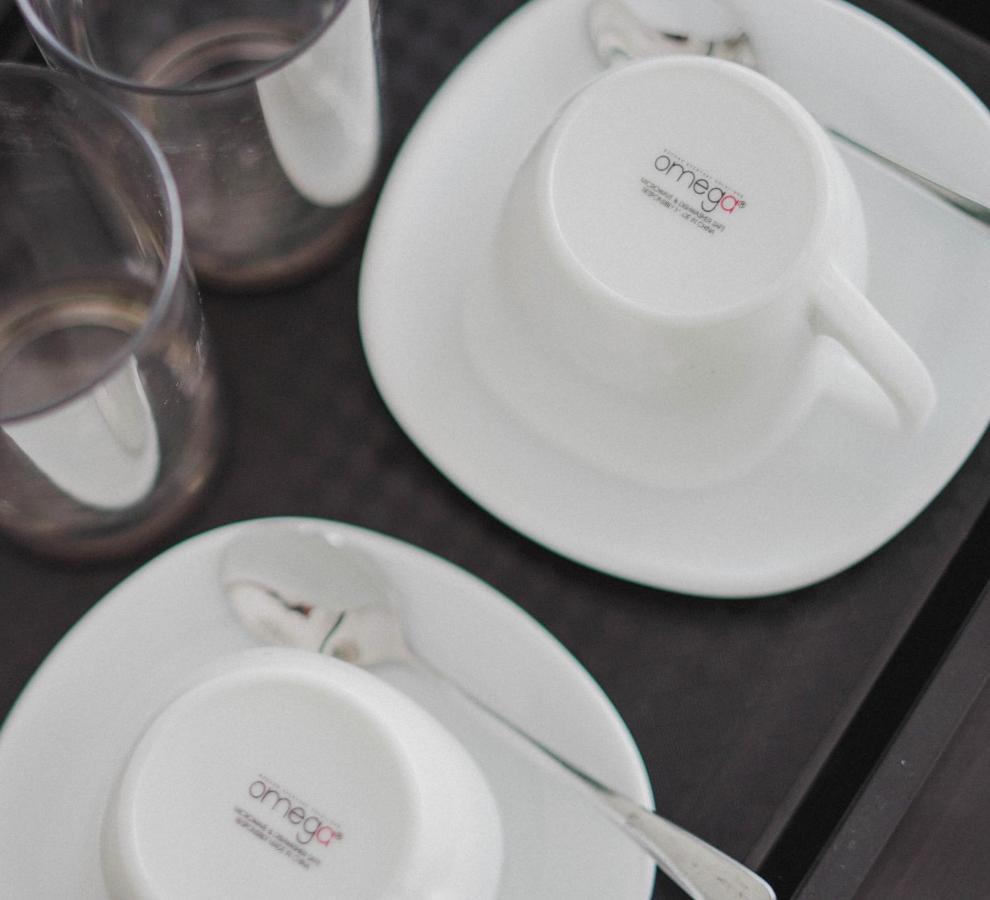 2428 Suites Urdaneta エクステリア 写真