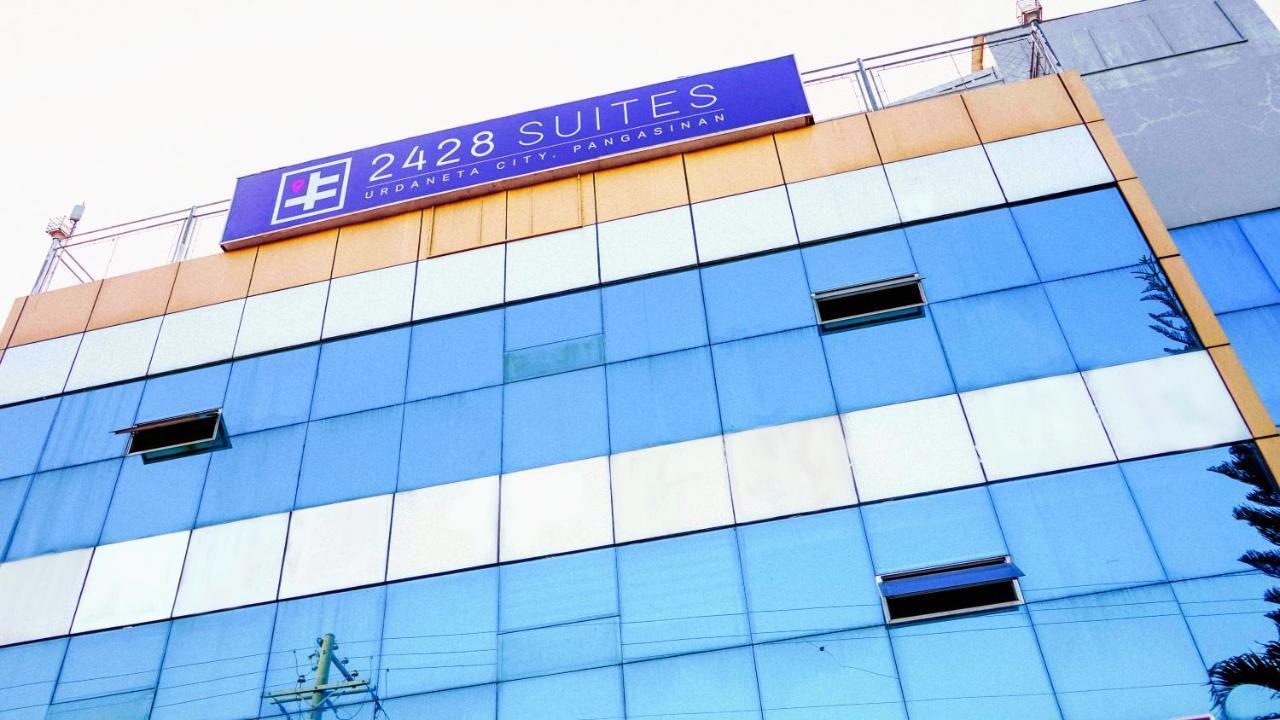 2428 Suites Urdaneta エクステリア 写真