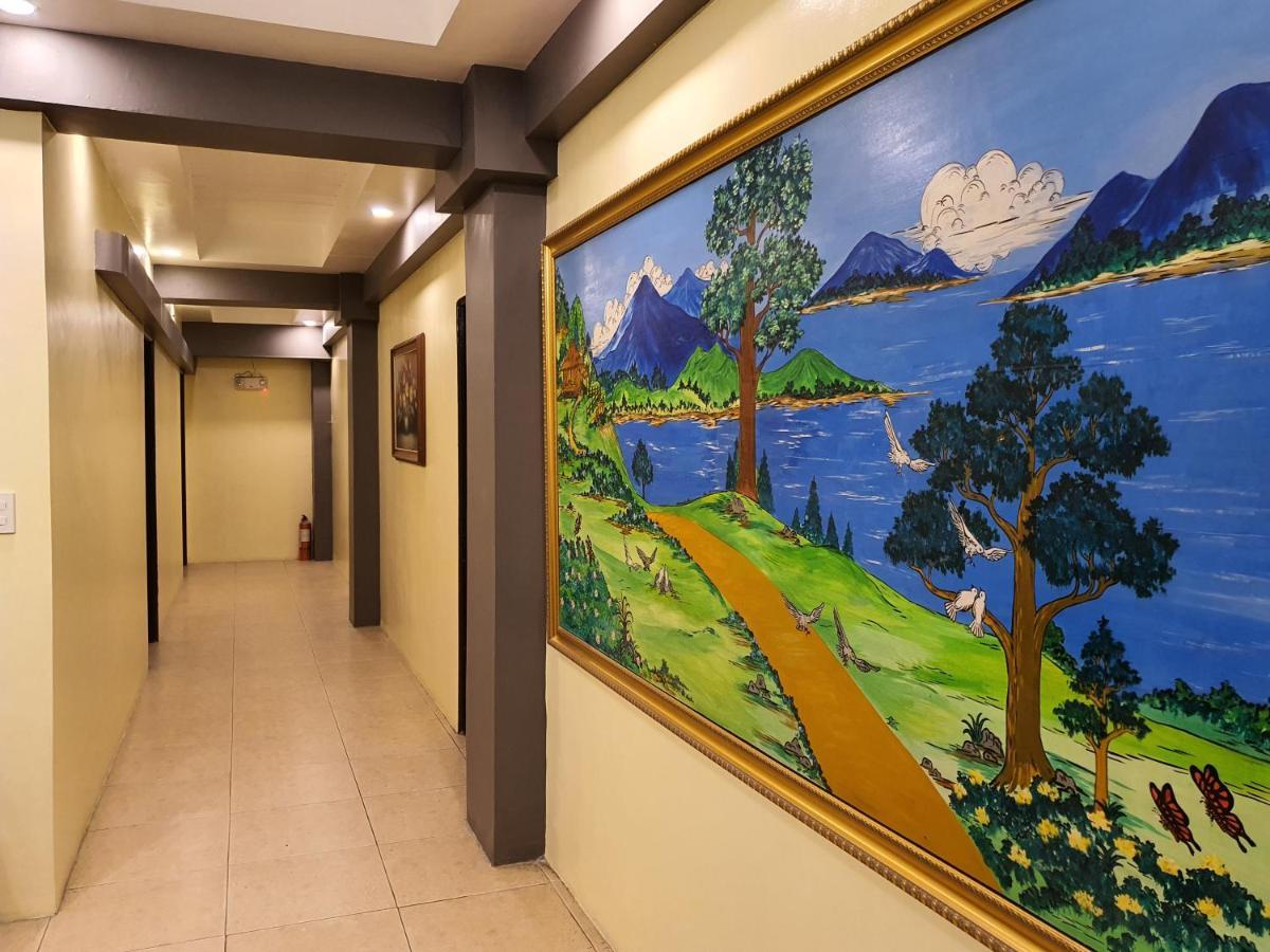 2428 Suites Urdaneta エクステリア 写真